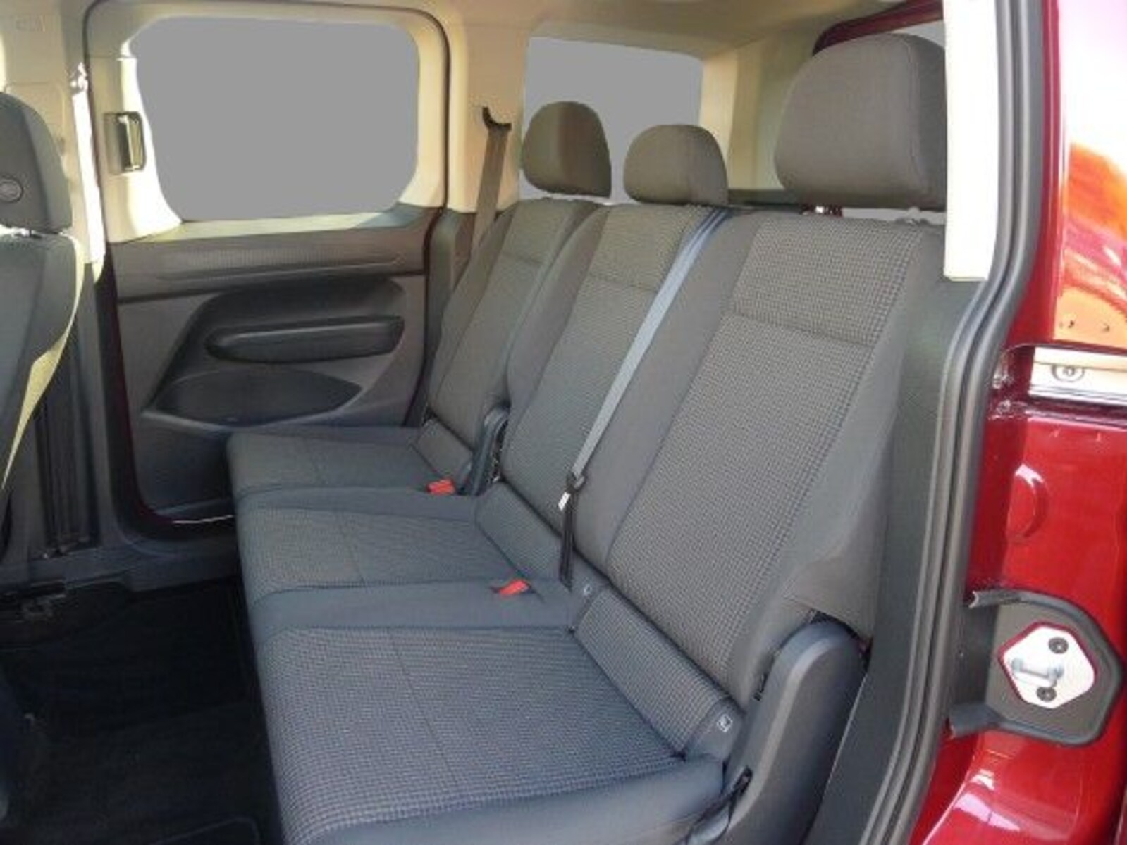 Volkswagen Caddy – Bild 9