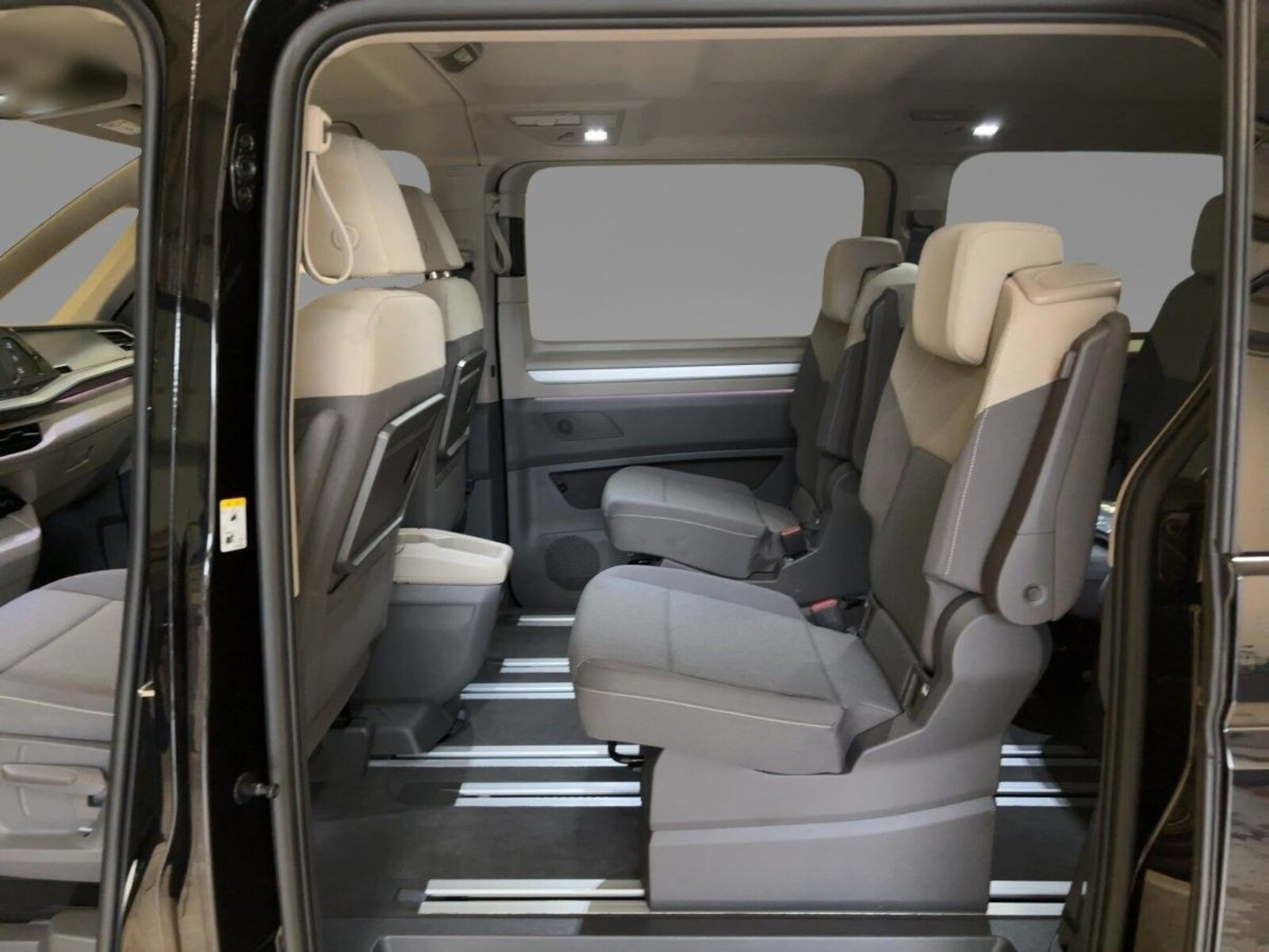 Volkswagen Multivan Langversion – Bild 6