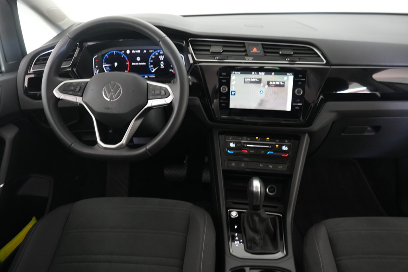 Volkswagen Touran – Bild 12