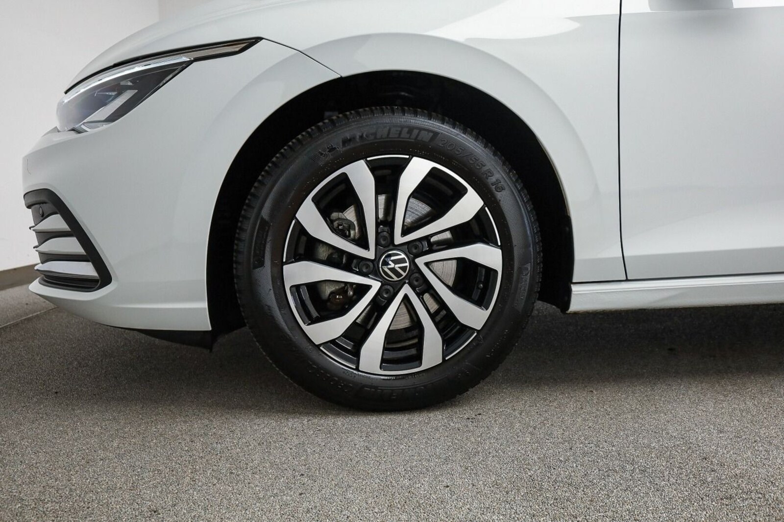 Volkswagen Golf Variant – Bild 8