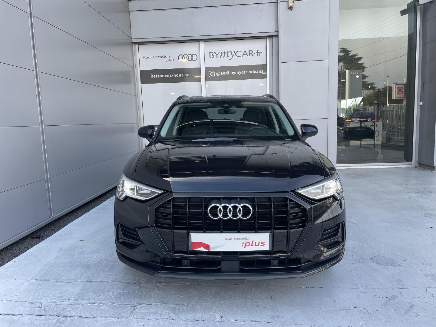 Image about Audi Q3 Design Luxe 35 TDI 110 kW (150 ch) S tronic