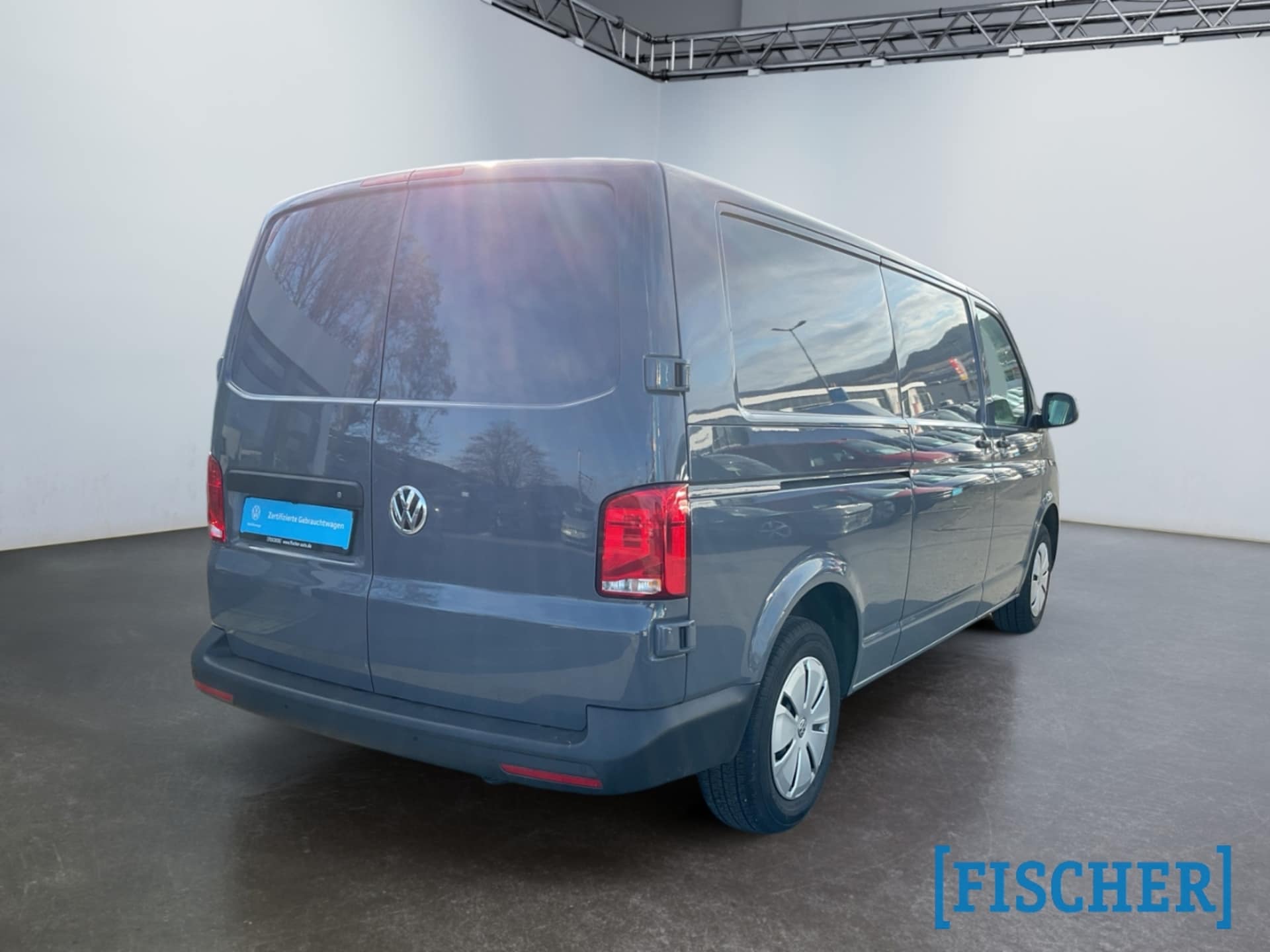 Volkswagen T6.1 Transporter Kasten langer Radstand