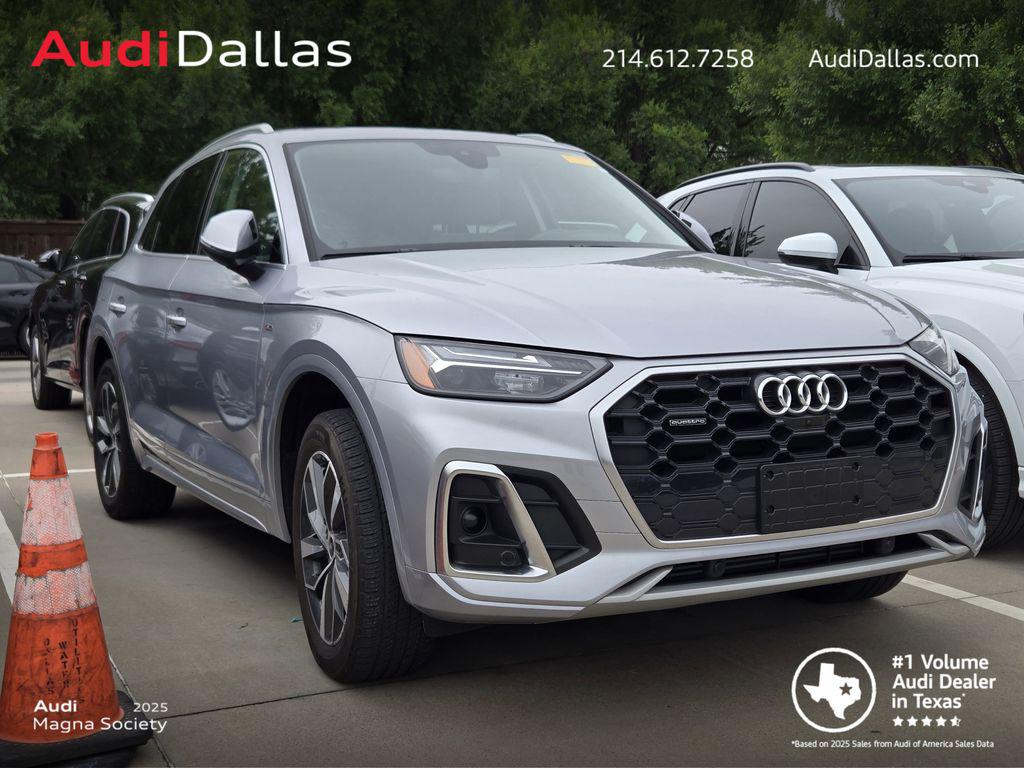 2023 Audi Q5 45 Premium Plus's photo