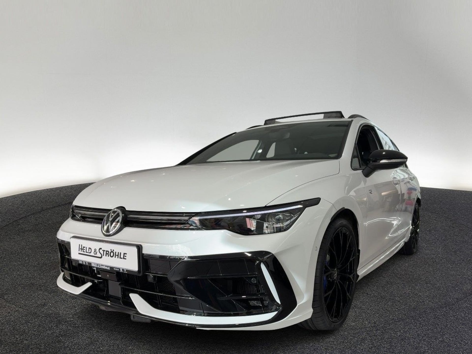 Volkswagen Golf Variant R