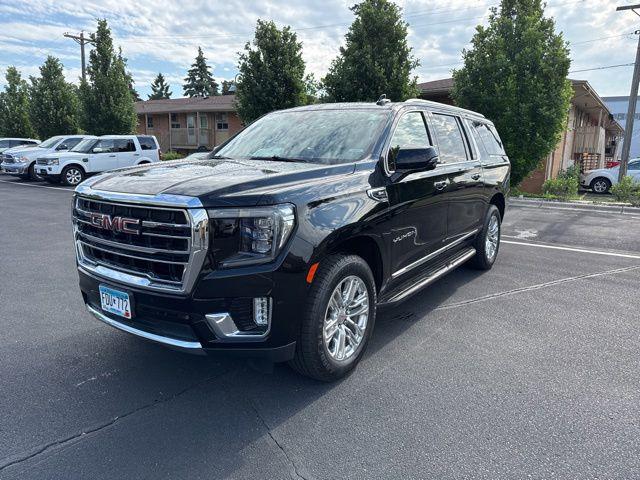 Used 2021 GMC Yukon XL SLT with VIN 1GKS2GKD0MR157447 for sale in Richfield, Minnesota