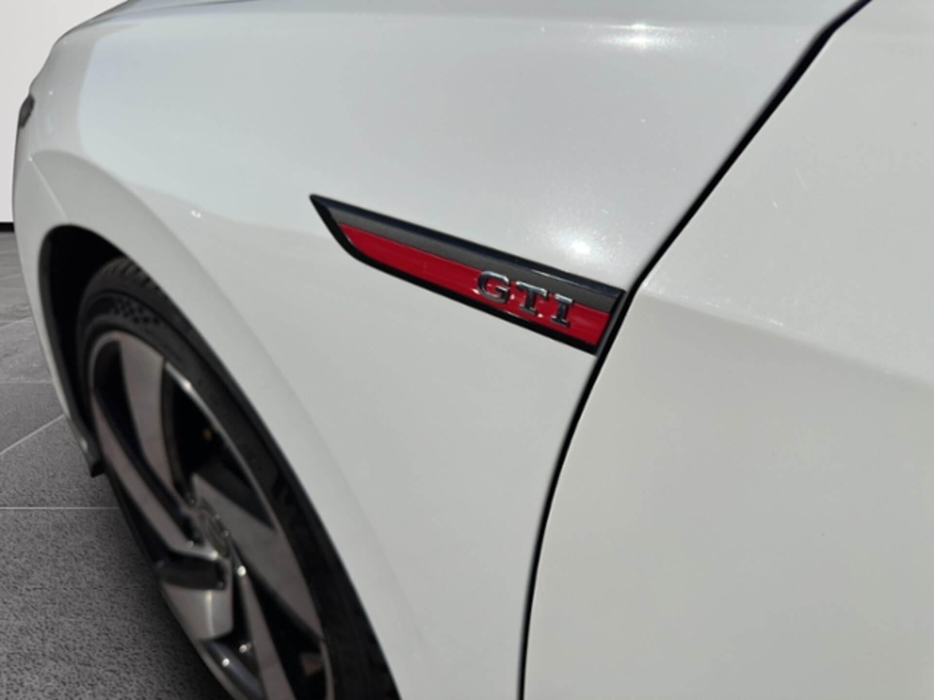 Volkswagen Golf GTI