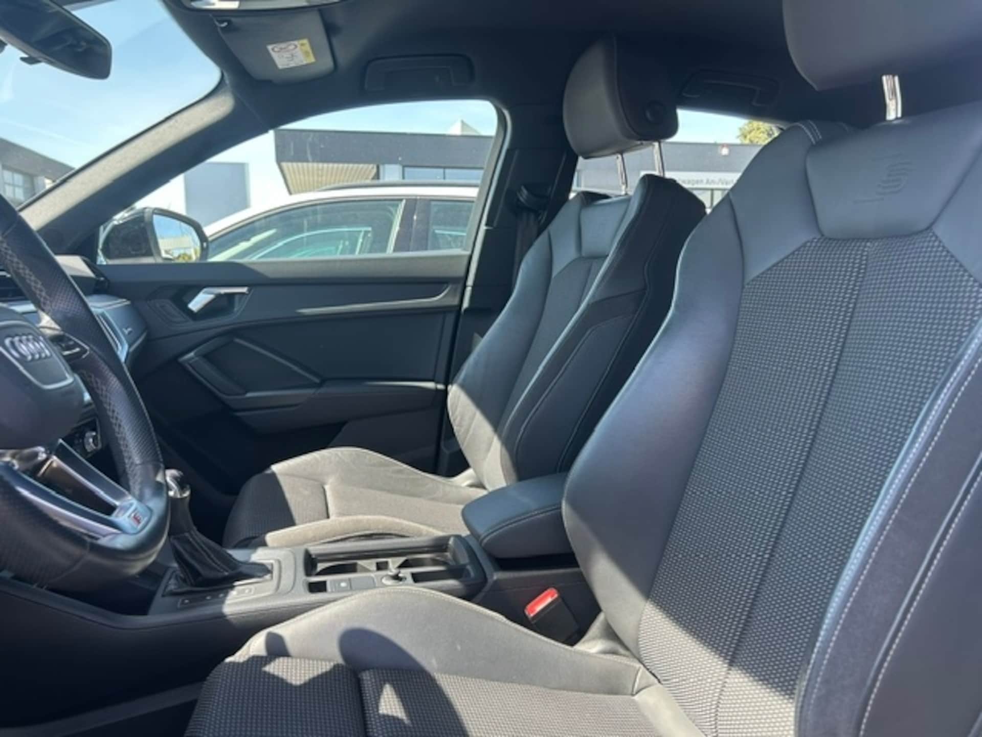 Audi Q3 Sportback S line