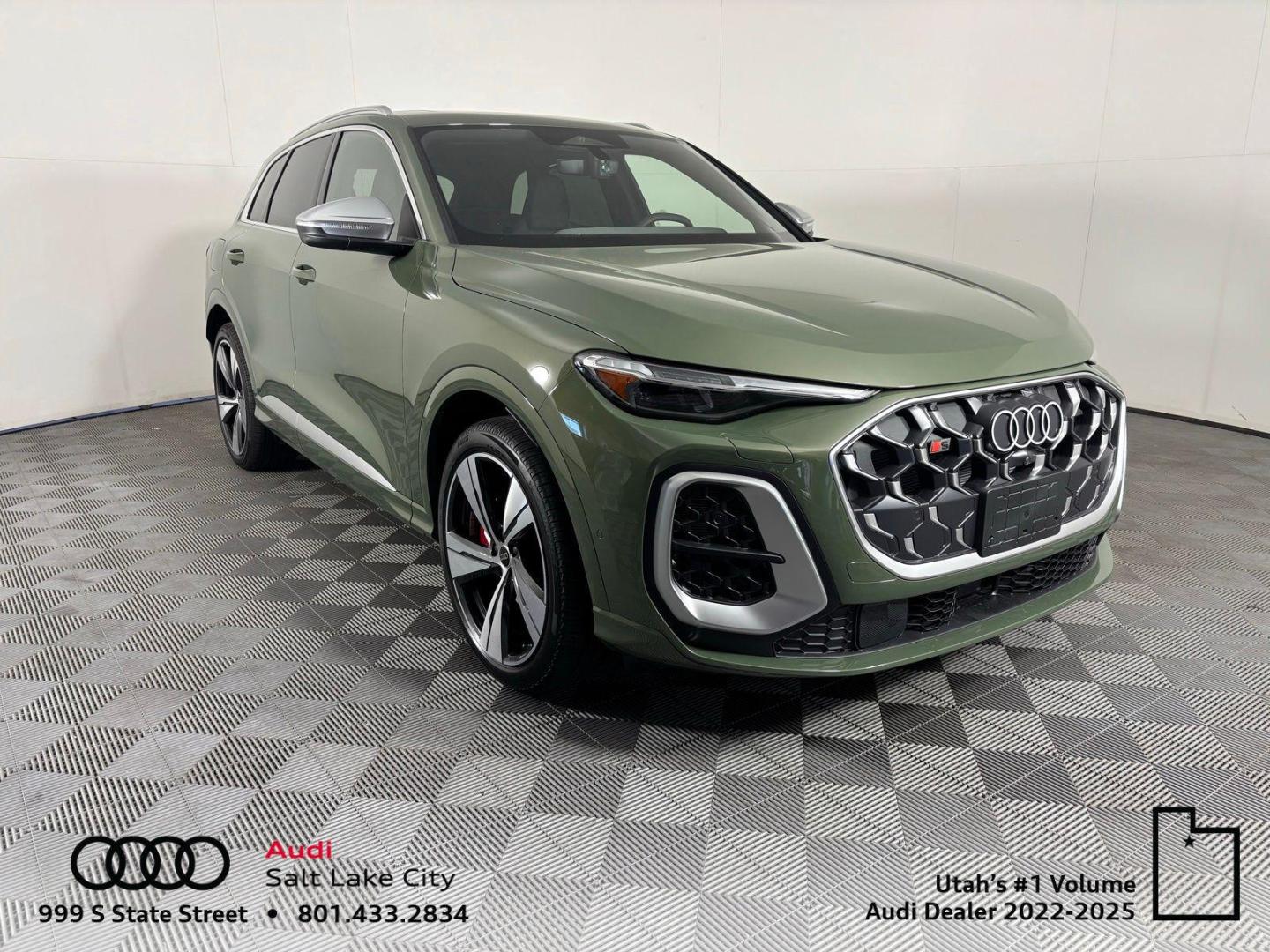 2026 Audi SQ5 Prestige quattro's photo