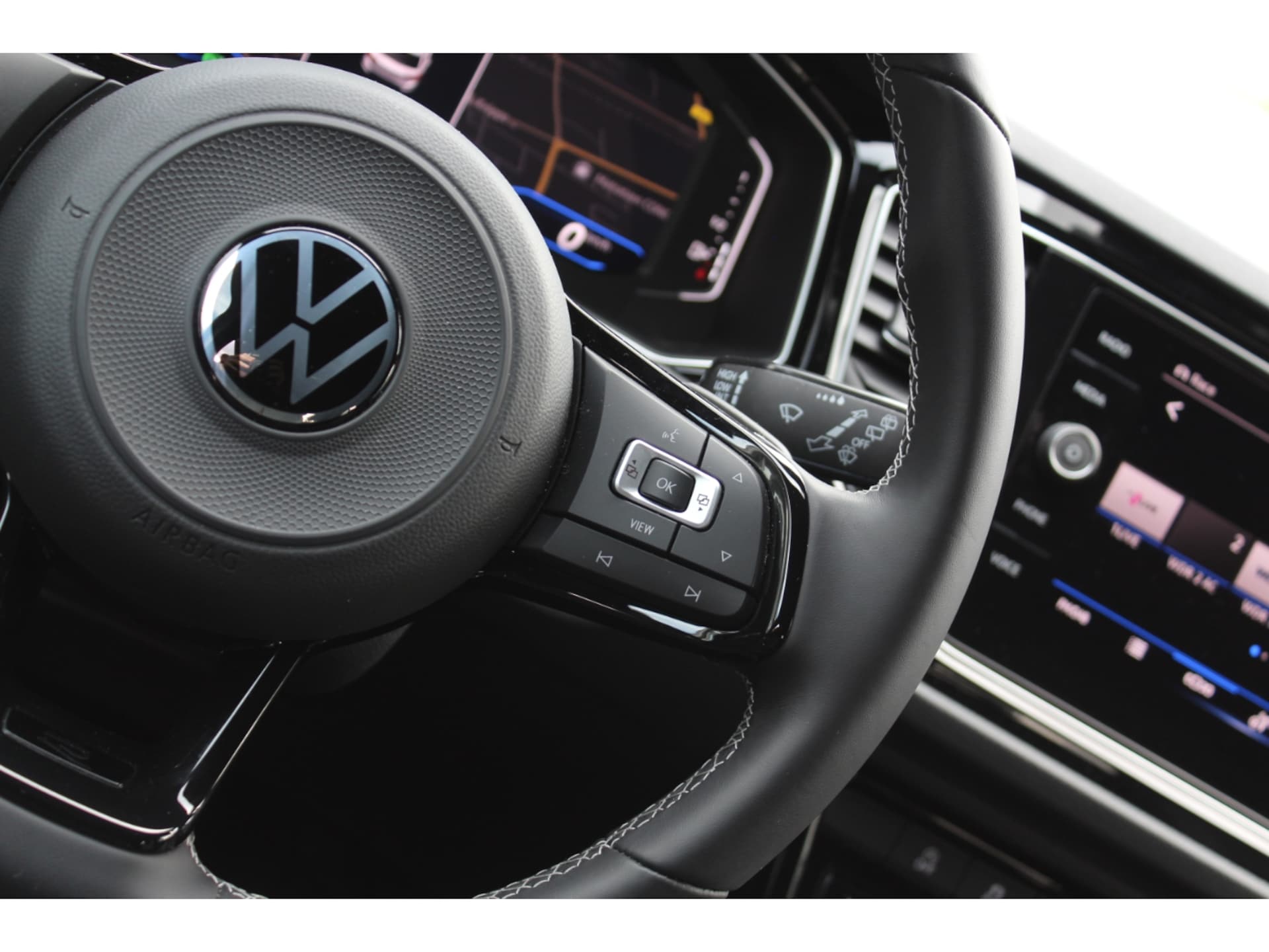 Volkswagen T-Roc R
