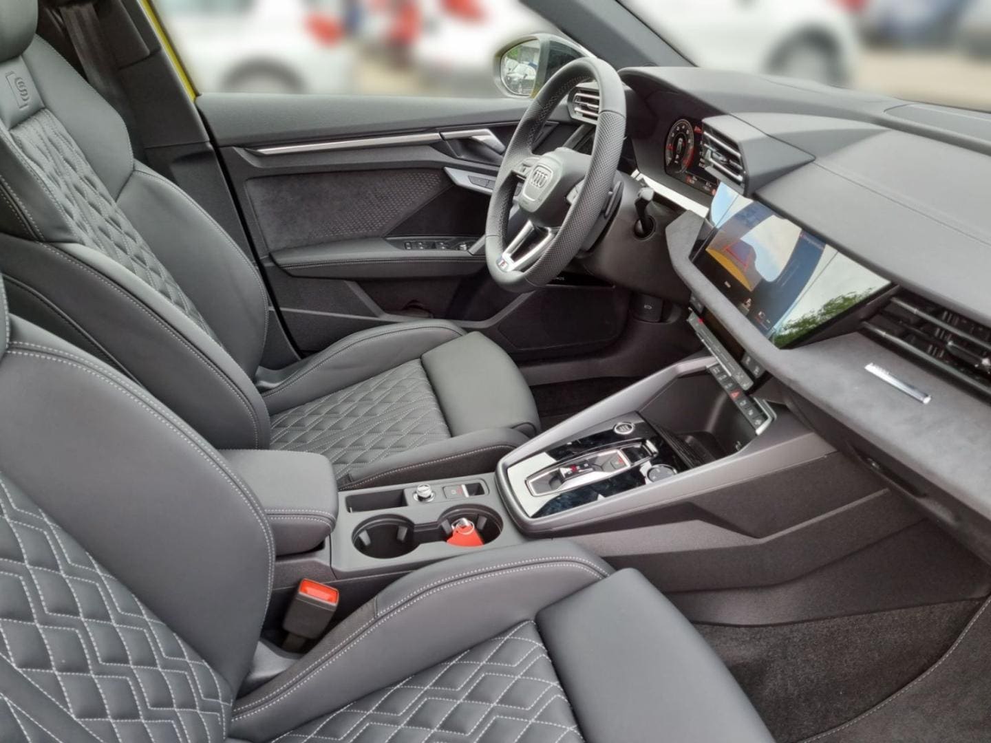 Bild über Audi A3 allstreet 35 TFSI S tronic - für weitere Informationen kontaktieren Sie den Audi Partner