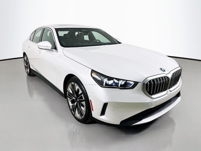 2025 BMW 530i