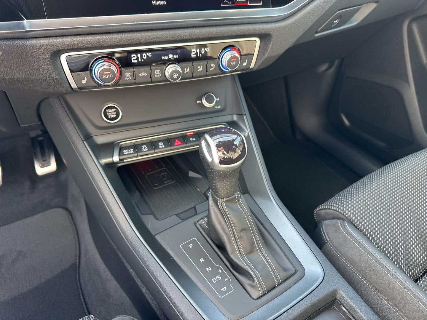 Bild über Audi Q3 Sportback S line 35 TFSI S tronic - für weitere Informationen kontaktieren Sie den Audi Partner