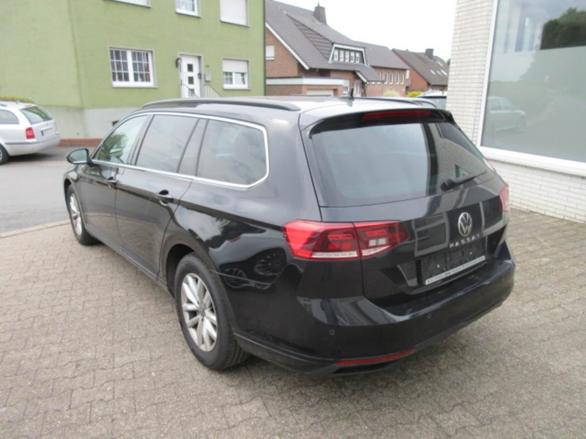 Volkswagen Passat Variant Business
