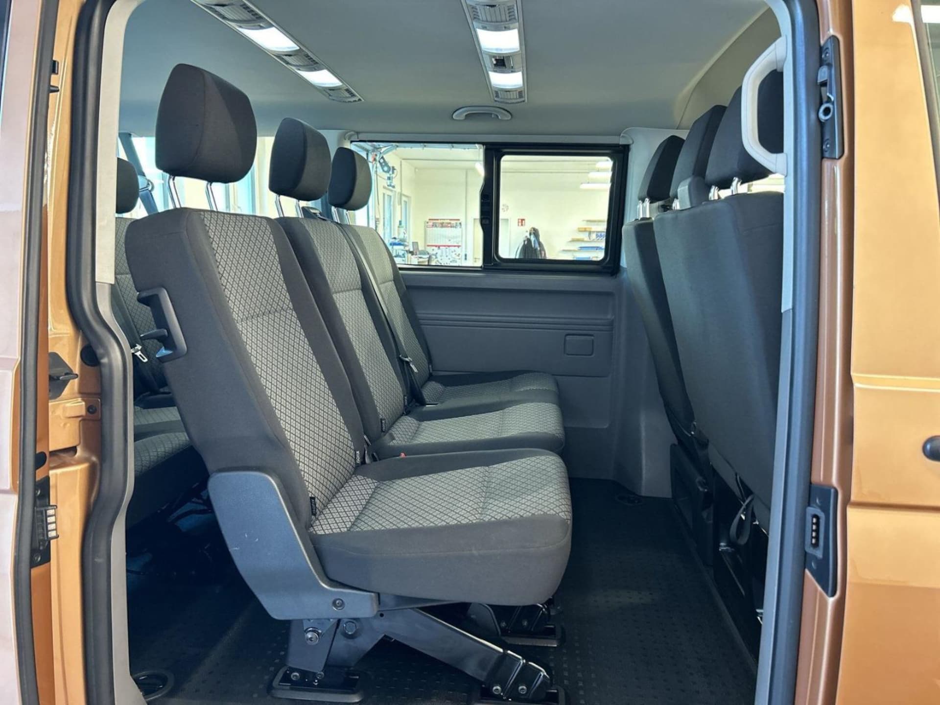 Volkswagen T6.1 Caravelle kurzer Radstand Trendline