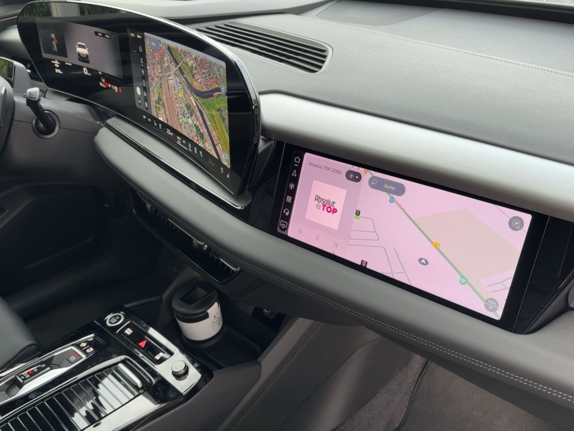 Audi Q6 SUV e-tron