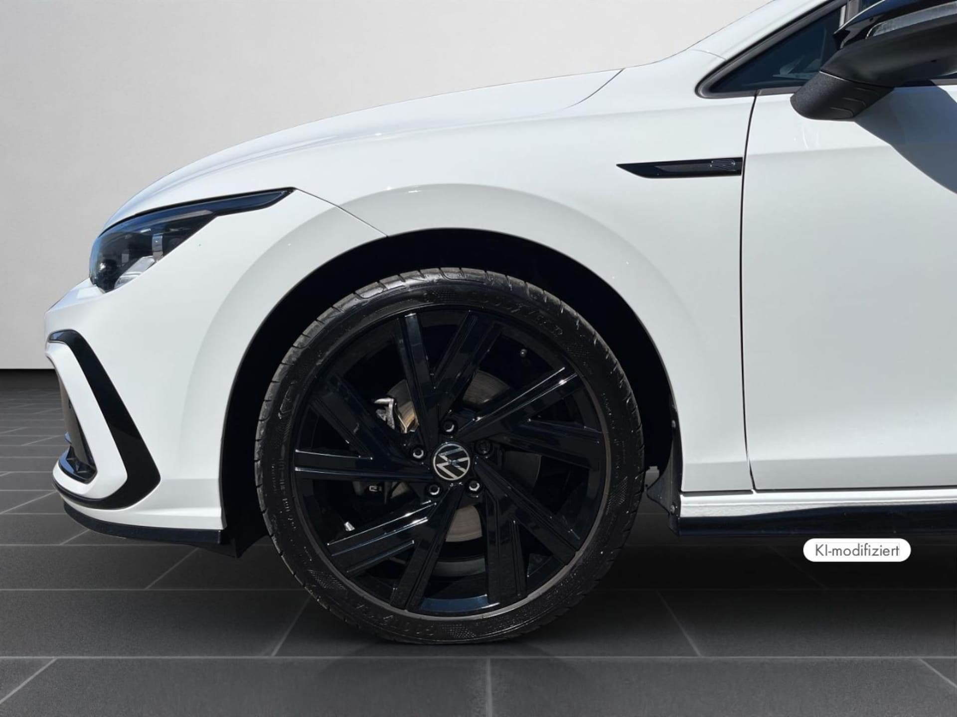 Volkswagen Golf R-Line