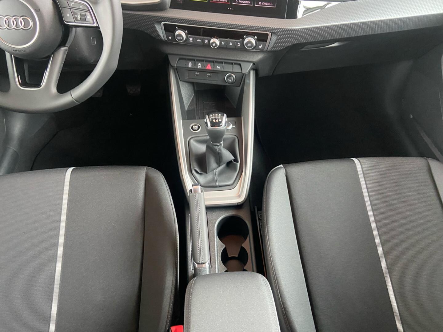 Bild über Audi A1 Sportback 30 TFSI Schaltgetriebe - für weitere Informationen kontaktieren Sie den Audi Partner