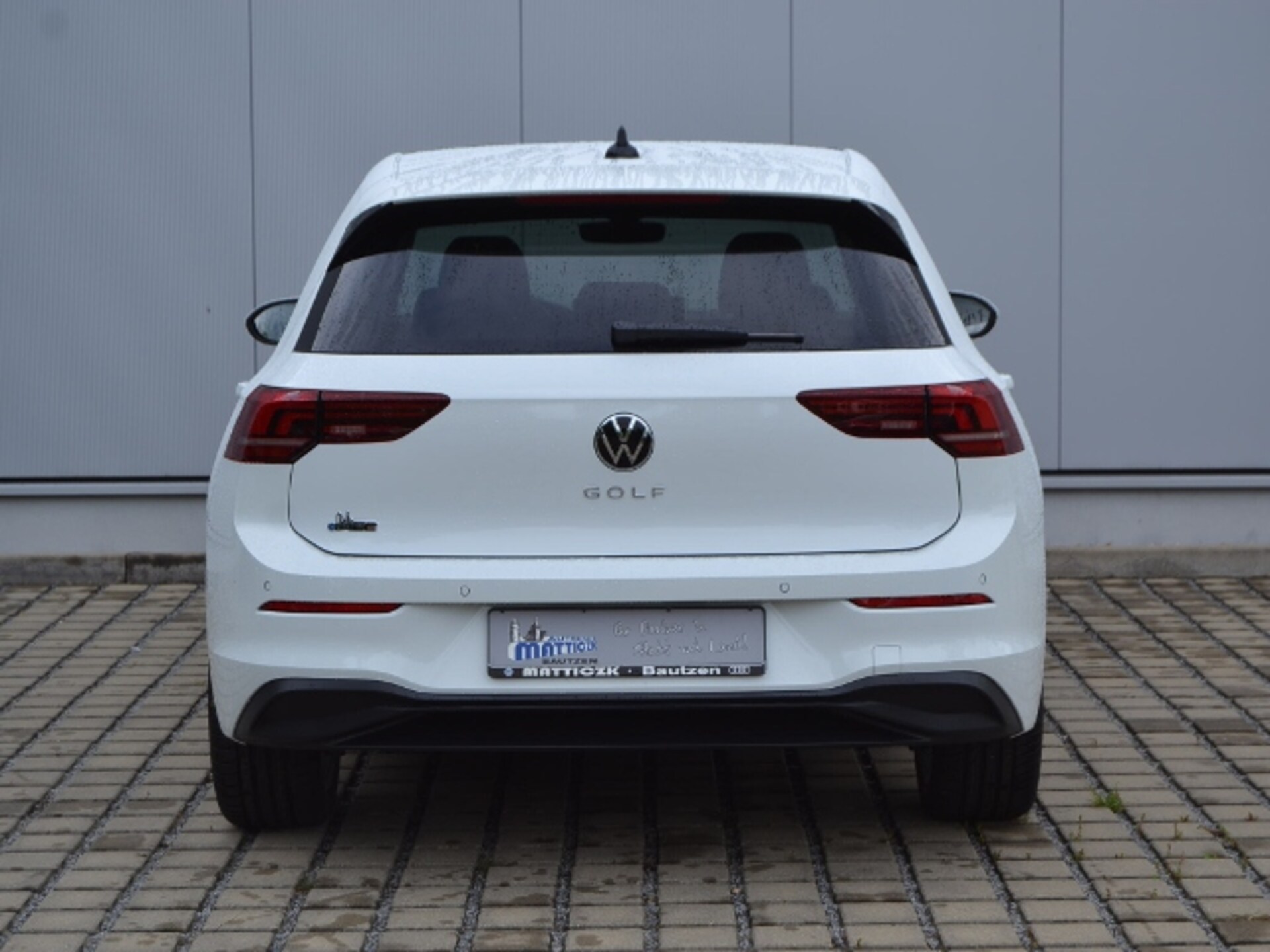 Volkswagen Golf Life