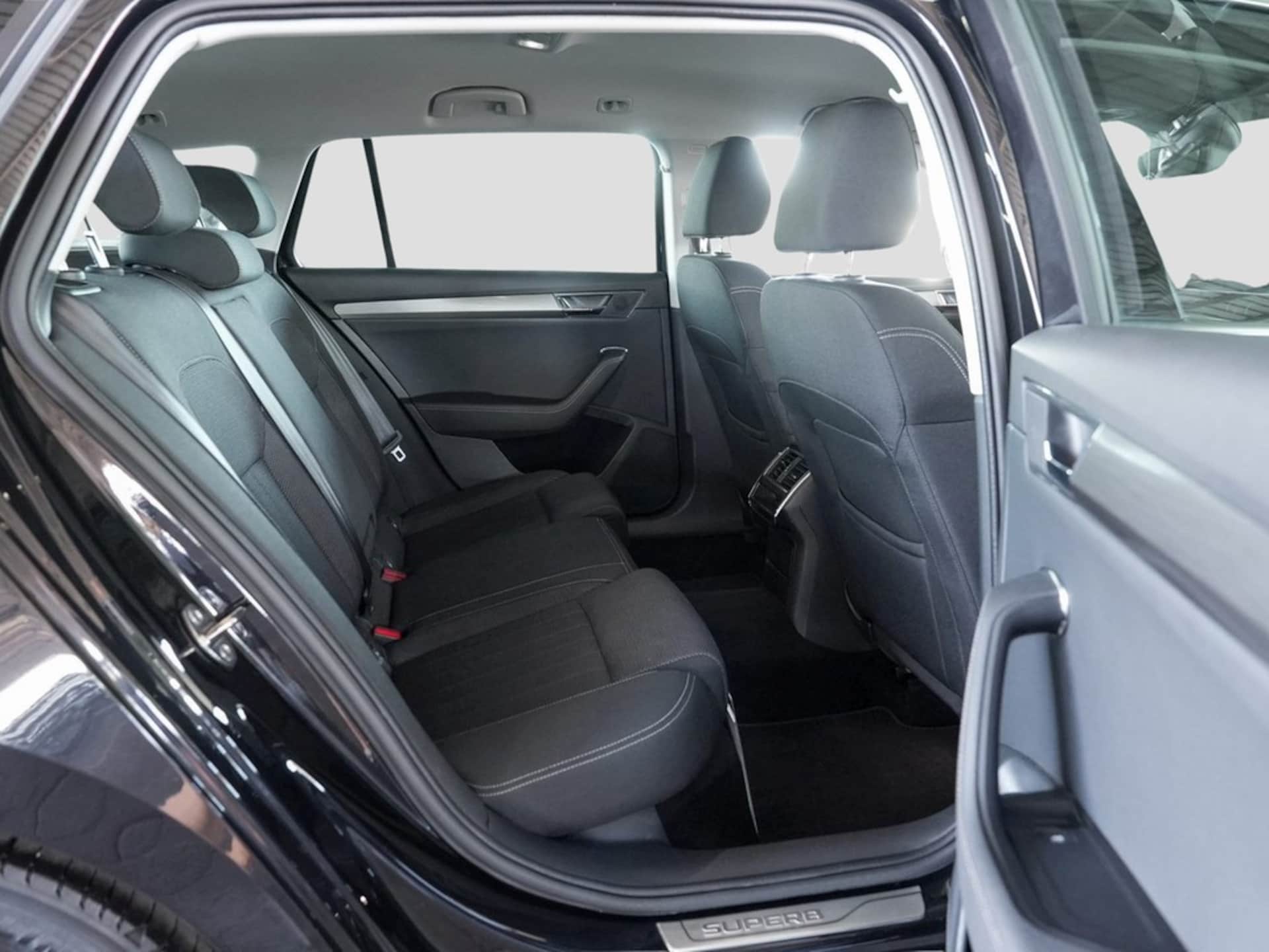 Skoda Superb Combi Style
