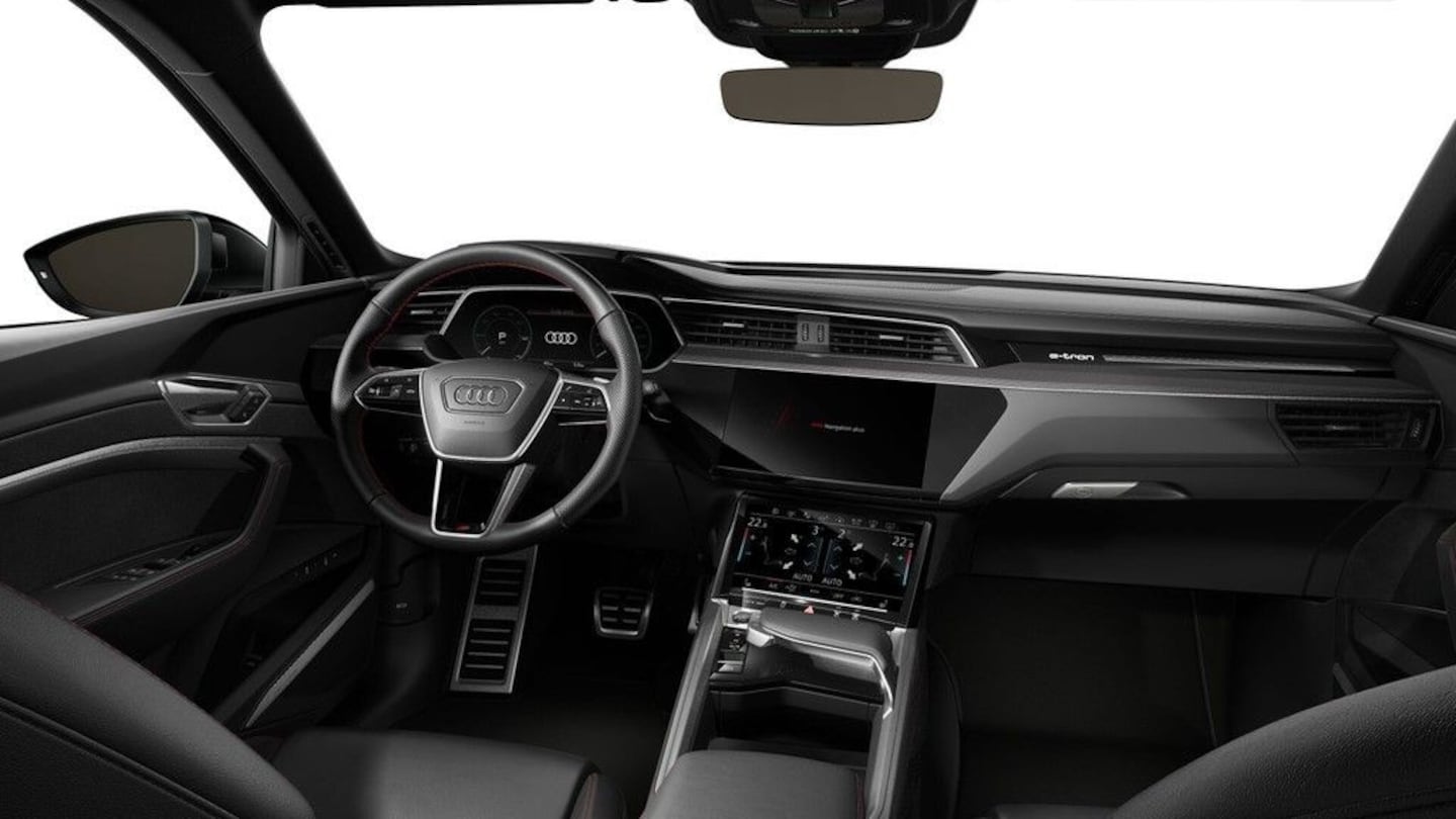 Bild über Audi Q8 e-tron S line 55 e-tron quattro - für weitere Informationen kontaktieren Sie den Audi Partner