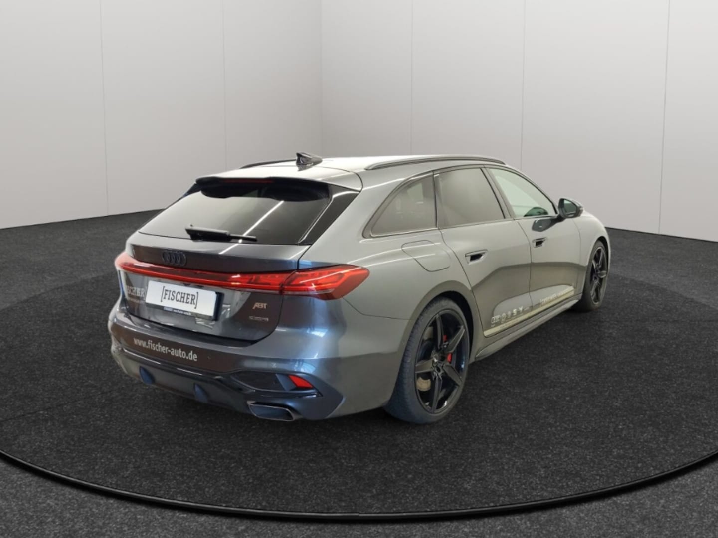 Bild über Audi A5 Avant e-hybrid e-hybrid quattro 270 kW S tronic - für weitere Informationen kontaktieren Sie den Audi Partner