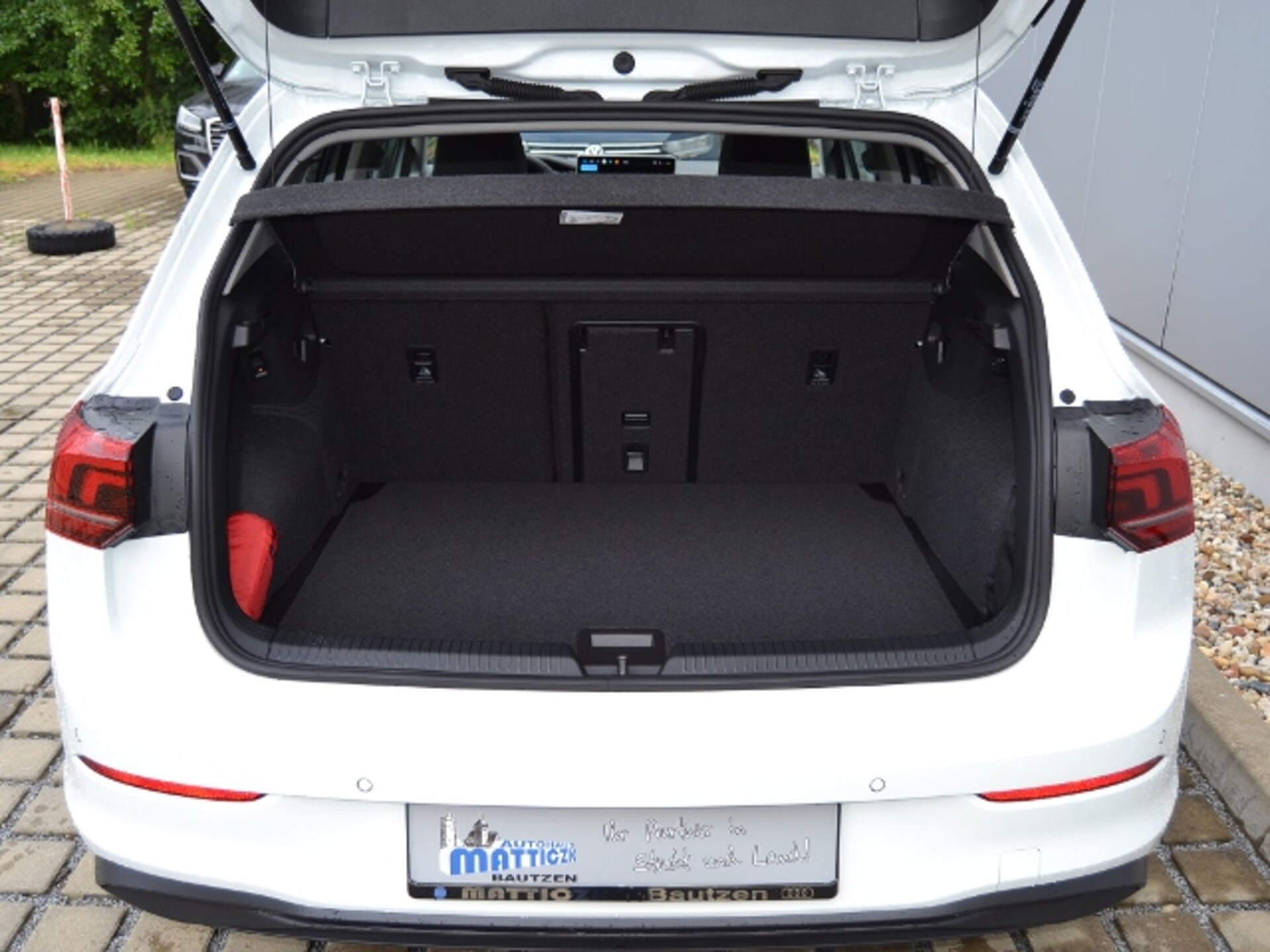 Volkswagen Golf Life