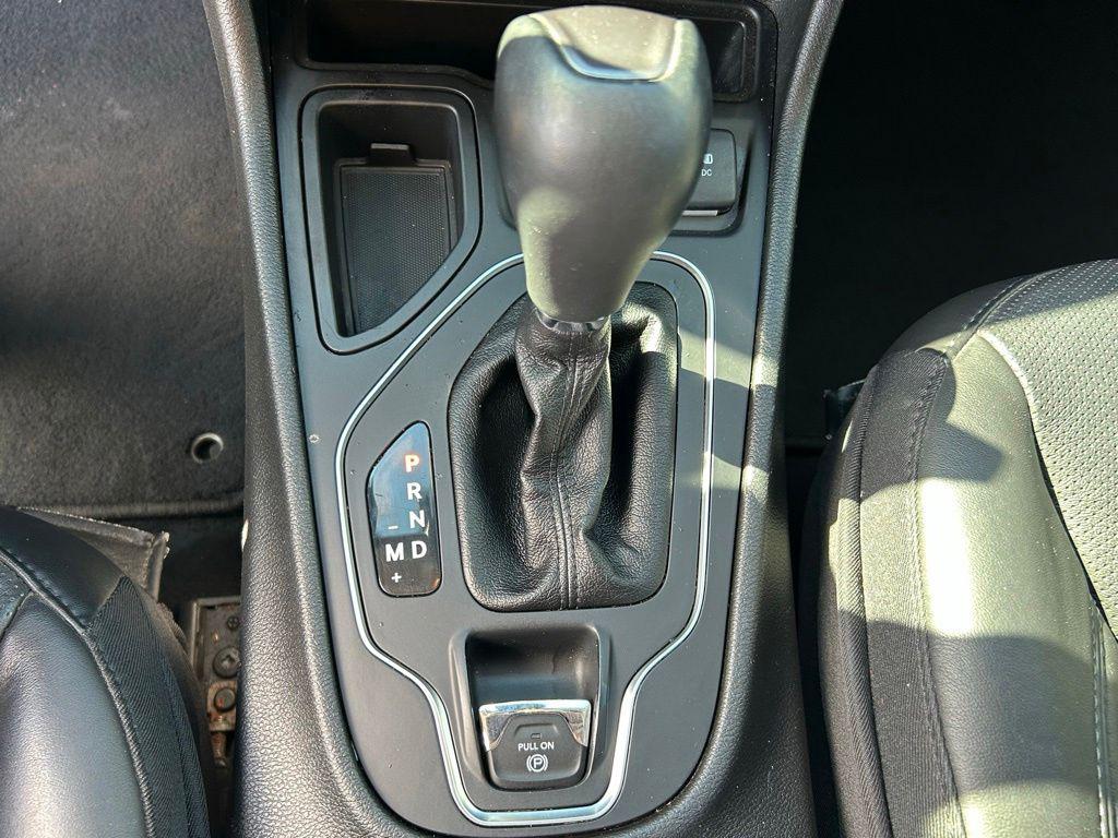 2021 Jeep Cherokee Latitude Lux - Photo 35