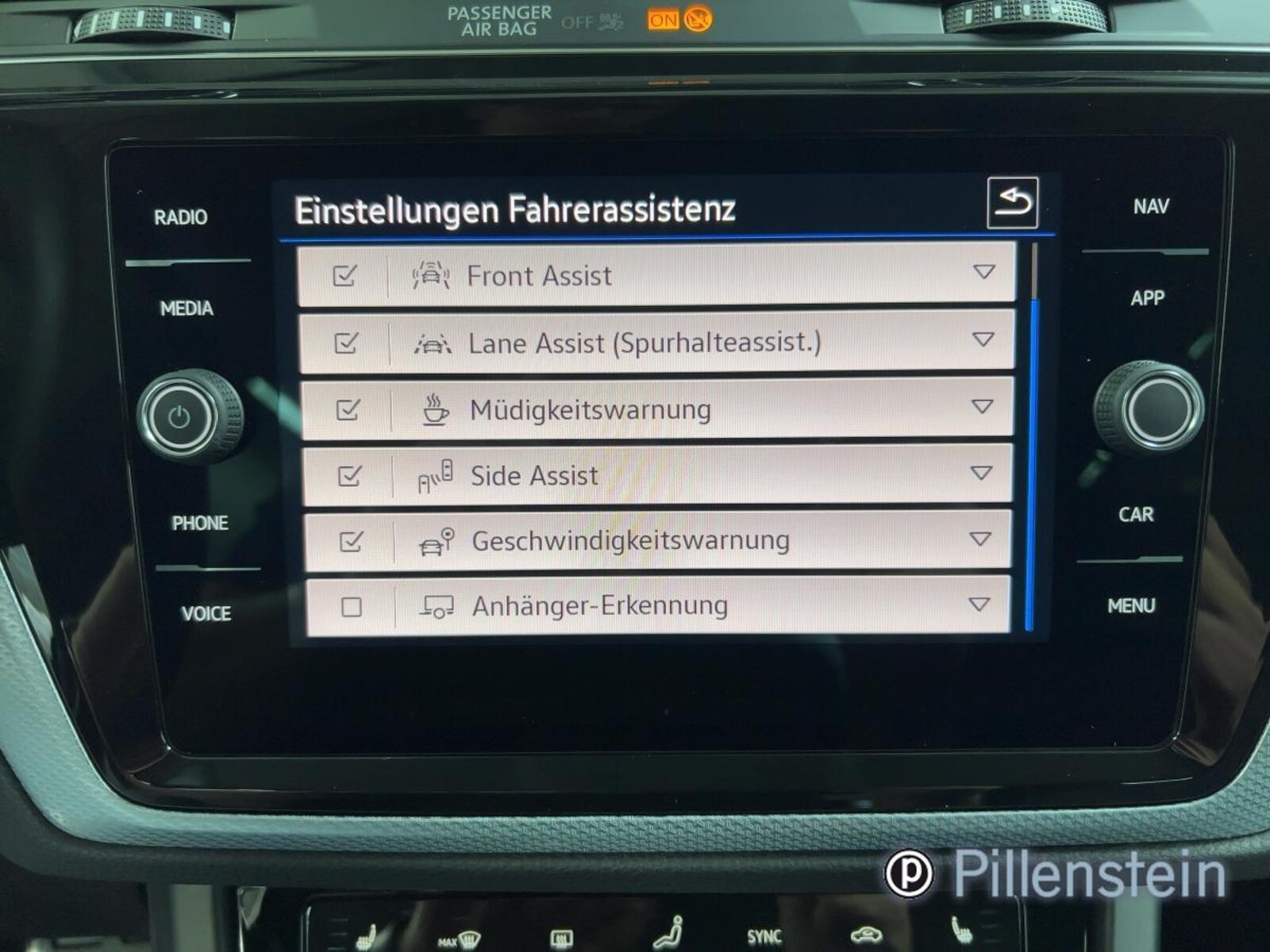 Volkswagen Touran – Bild 11
