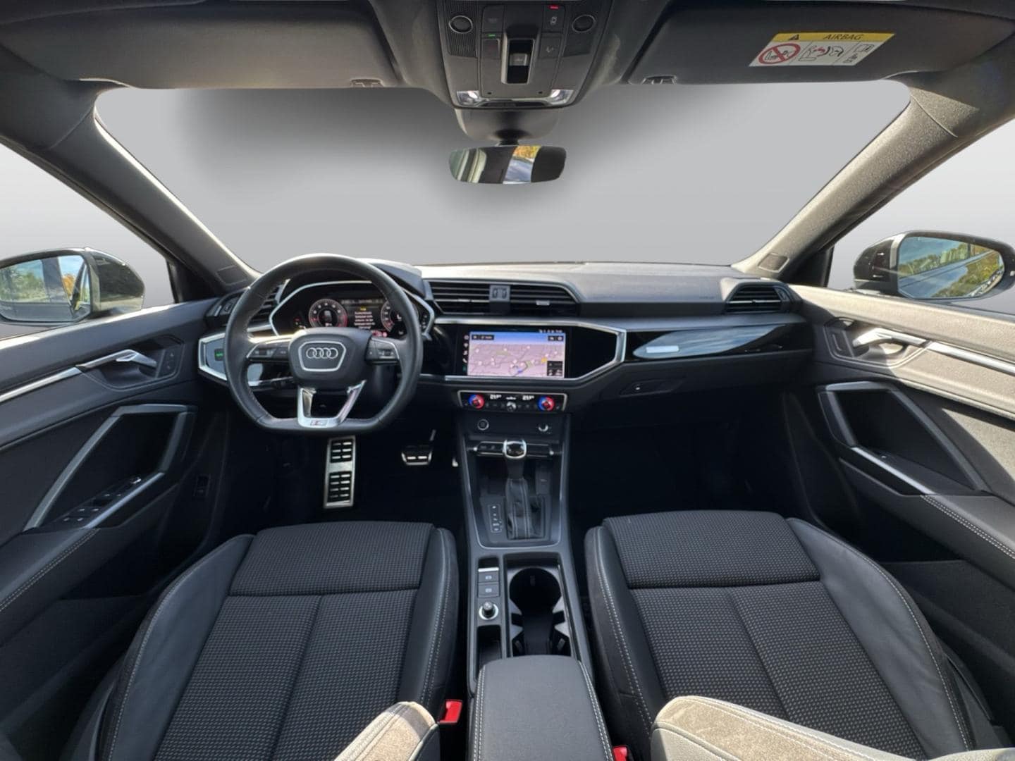 Bild über Audi Q3 Sportback S line 35 TFSI S tronic - für weitere Informationen kontaktieren Sie den Audi Partner