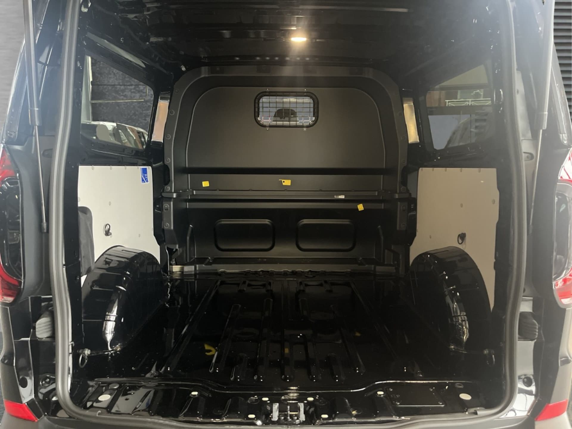 Volkswagen Transporter Kasten langer Radstand Plus