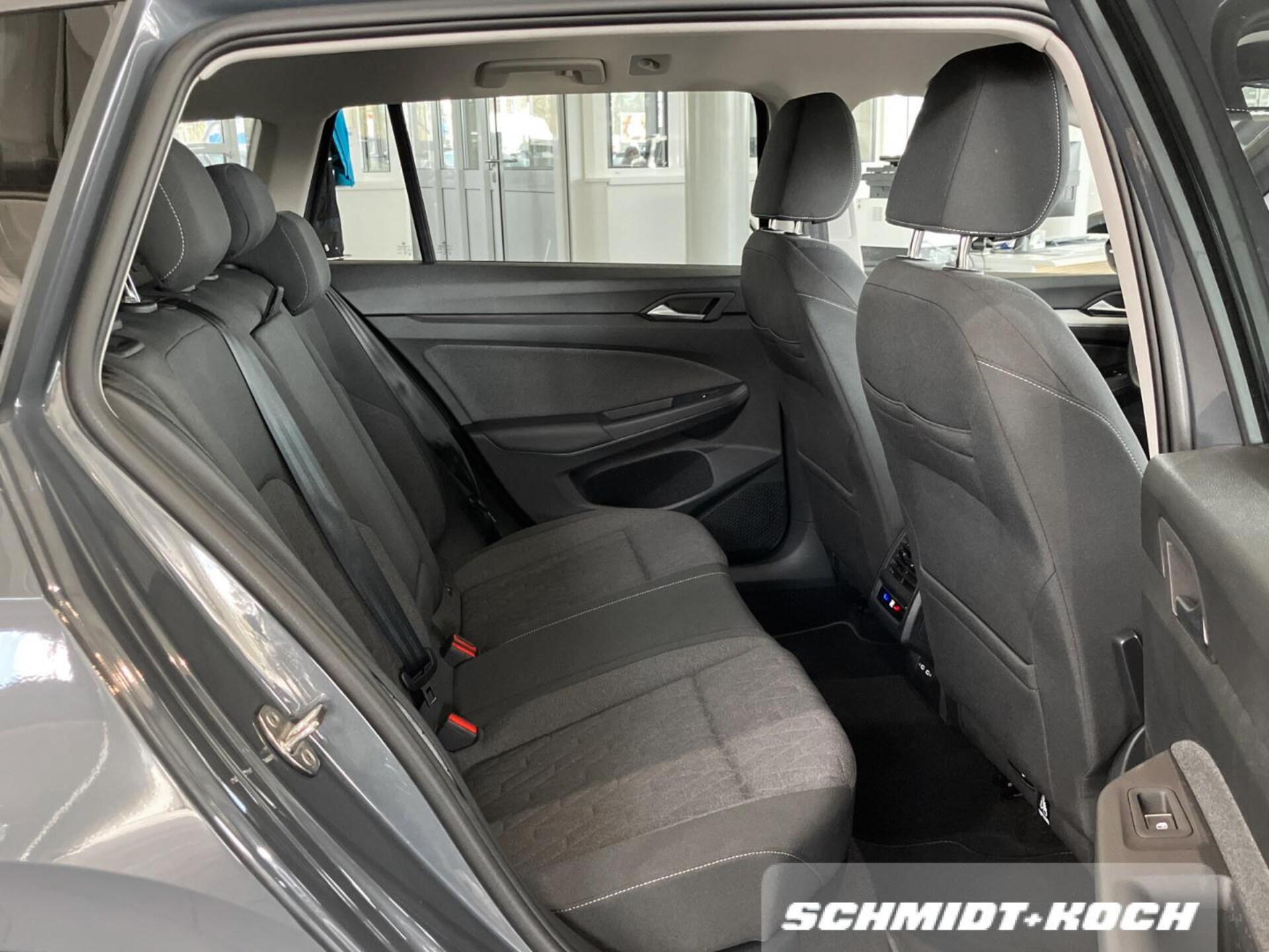 Volkswagen Golf Variant Life