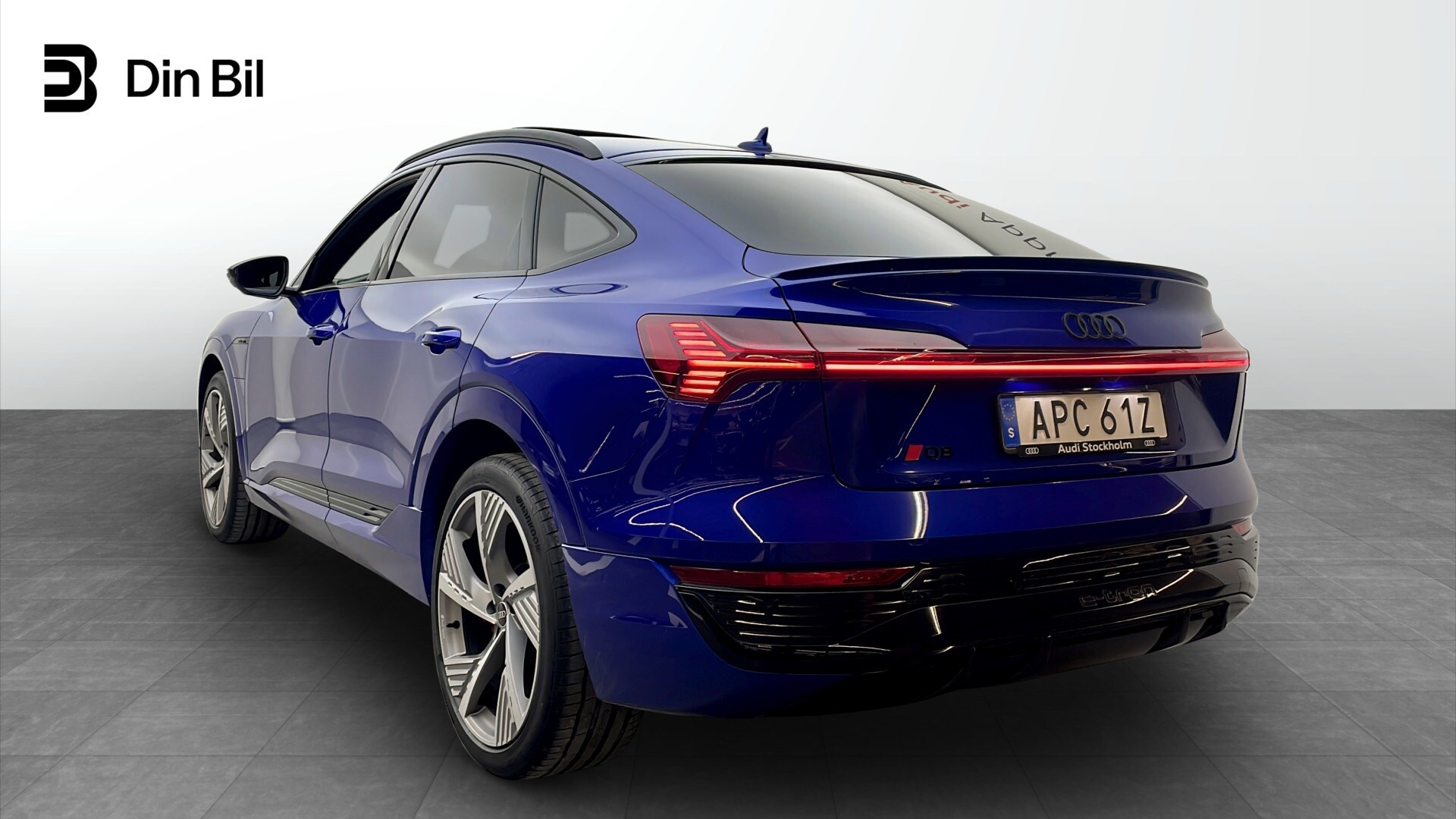 Bild som visar Audi Q8 Sportback e-tron Q8 Sportback 55 e-tron quattro S line 300,00 kW - för mer information kontakta din Audi Partner