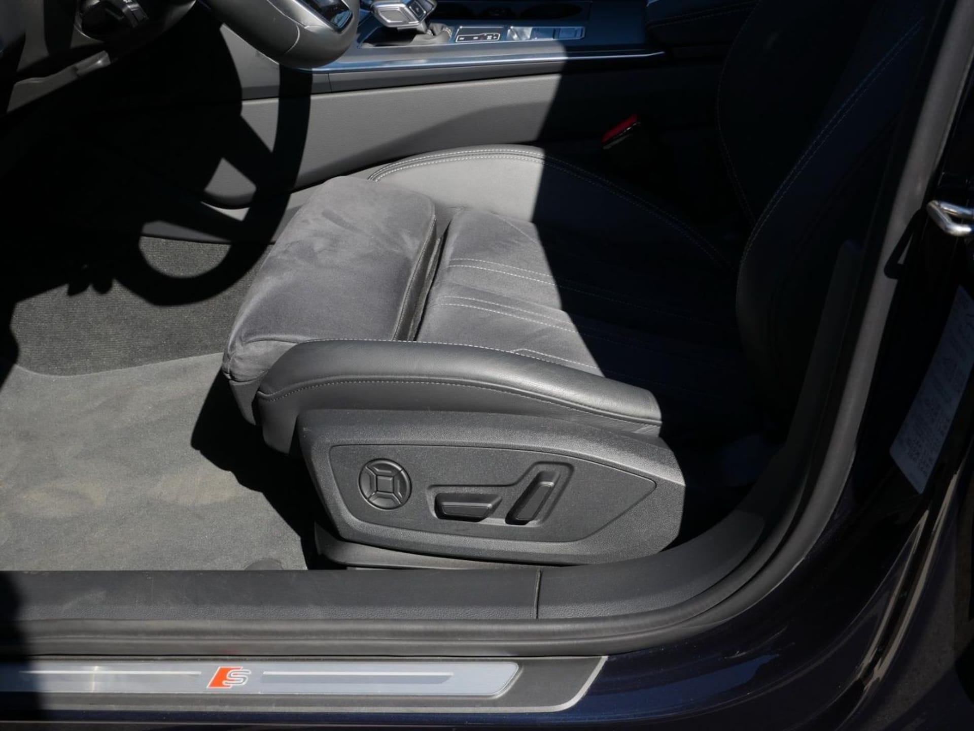 Audi A6 Avant TFSI e Design