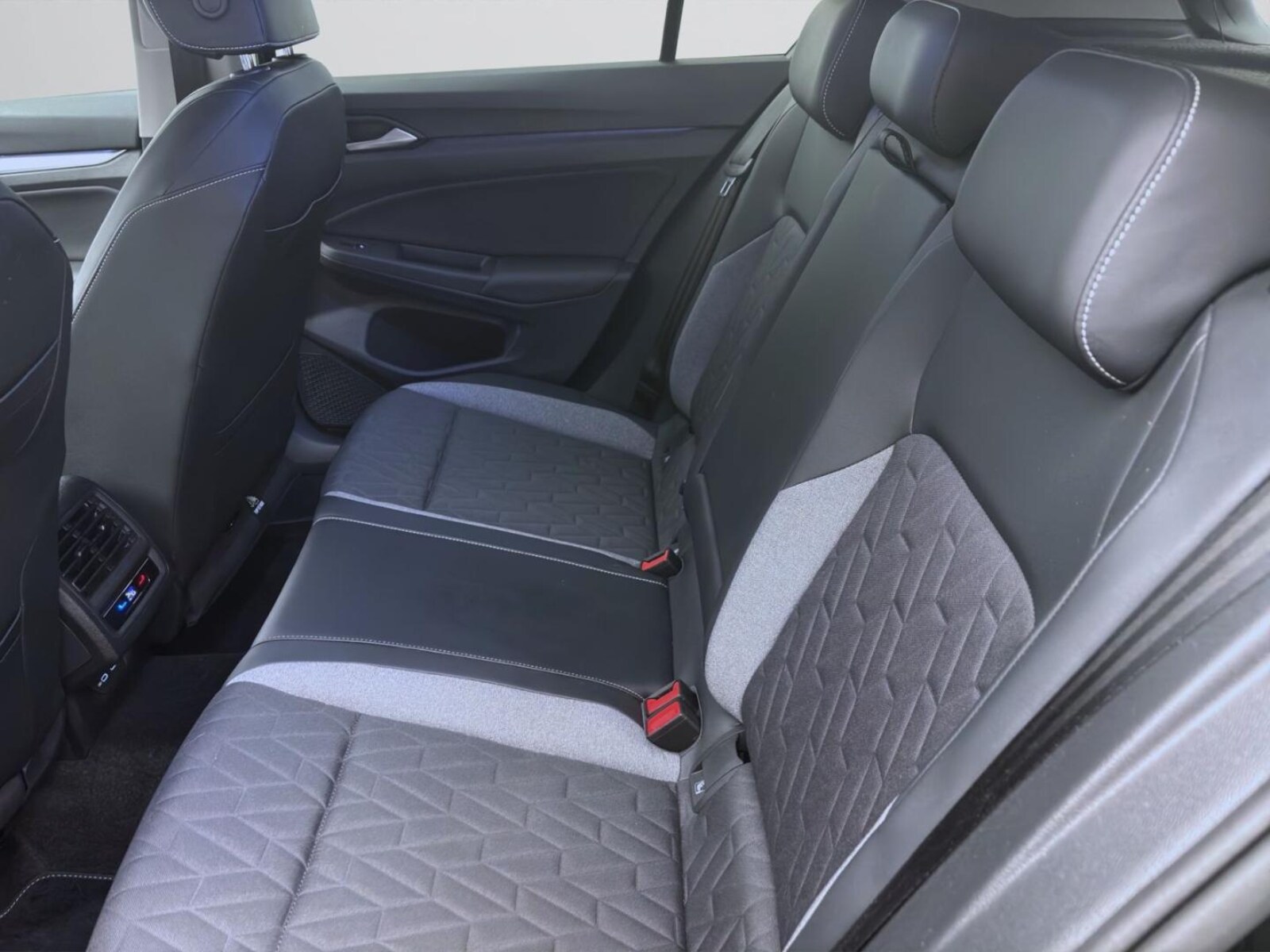 Volkswagen Golf – Bild 16