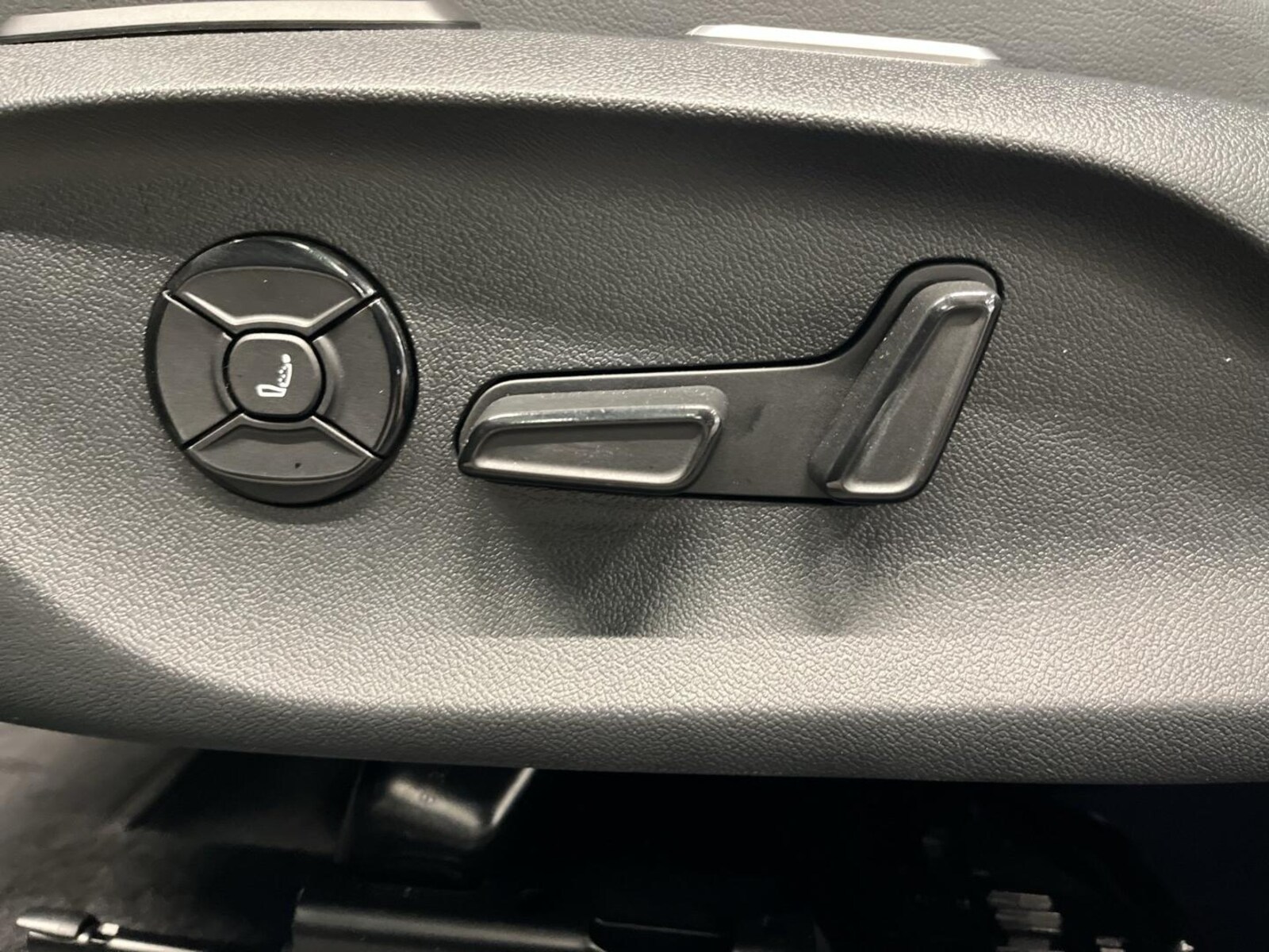 Volkswagen Passat – Bild 15