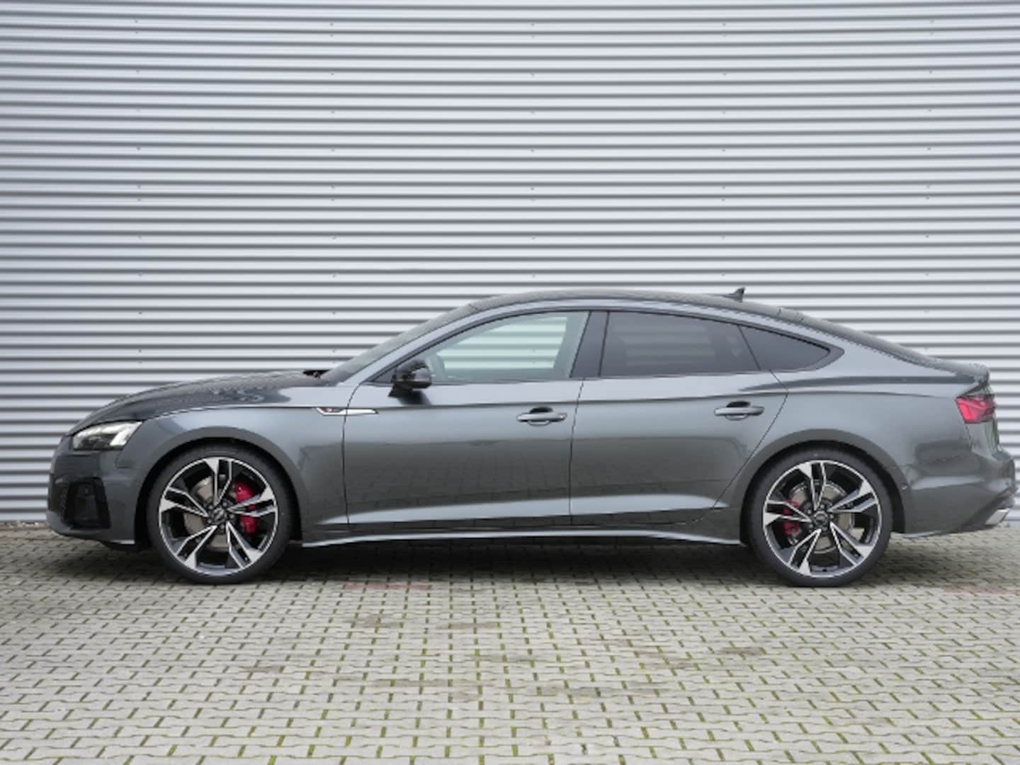 Bild über Audi A5 Sportback S line business 40 TDI quattro S tronic - für weitere Informationen kontaktieren Sie den Audi Partner