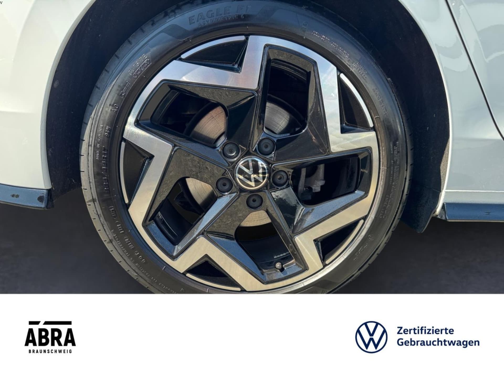 Volkswagen Golf R-Line