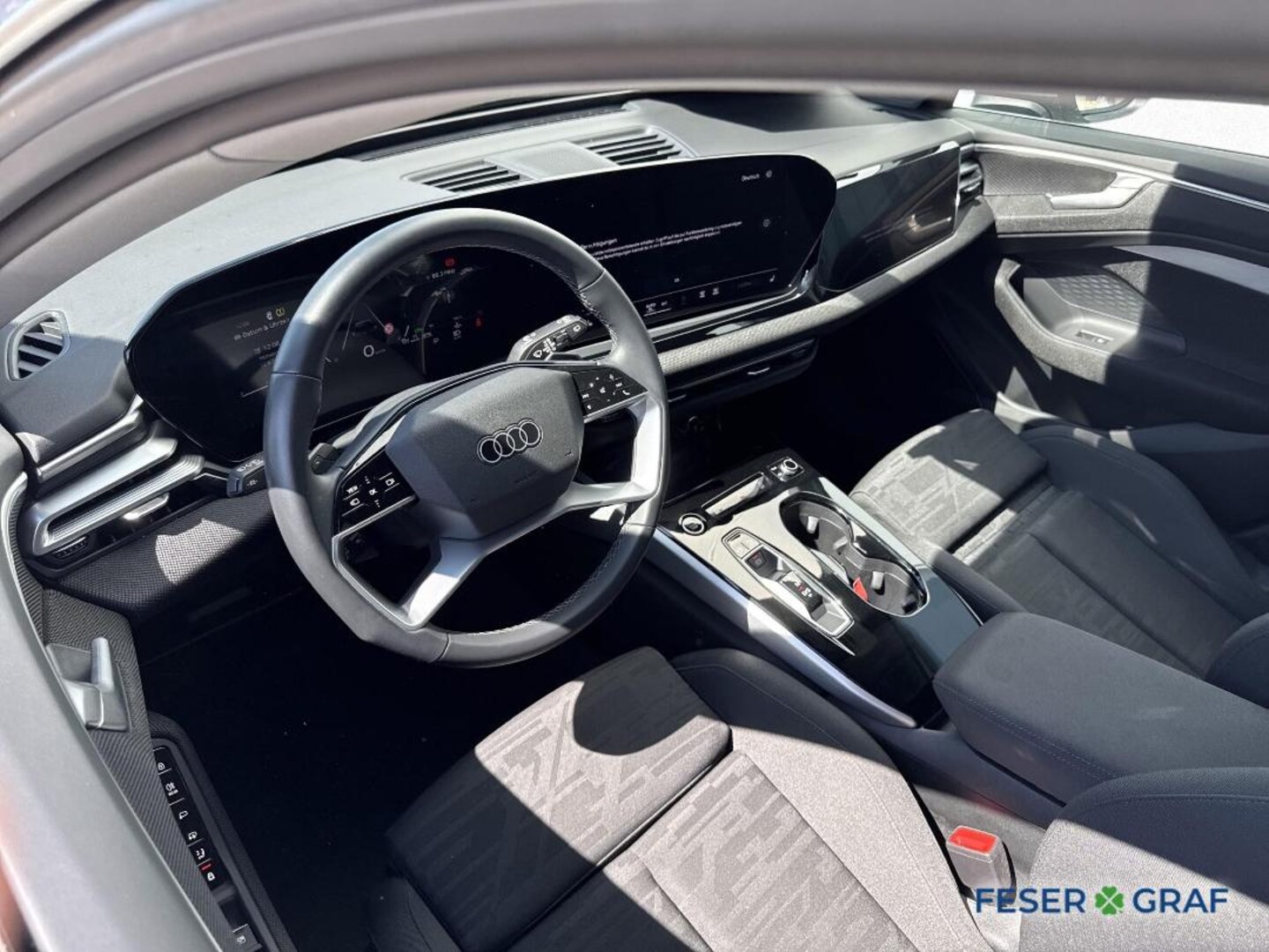 Bild über Audi A6 Avant TDI quattro 150 kW S tronic - für weitere Informationen kontaktieren Sie den Audi Partner