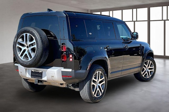 2024 Land Rover Defender