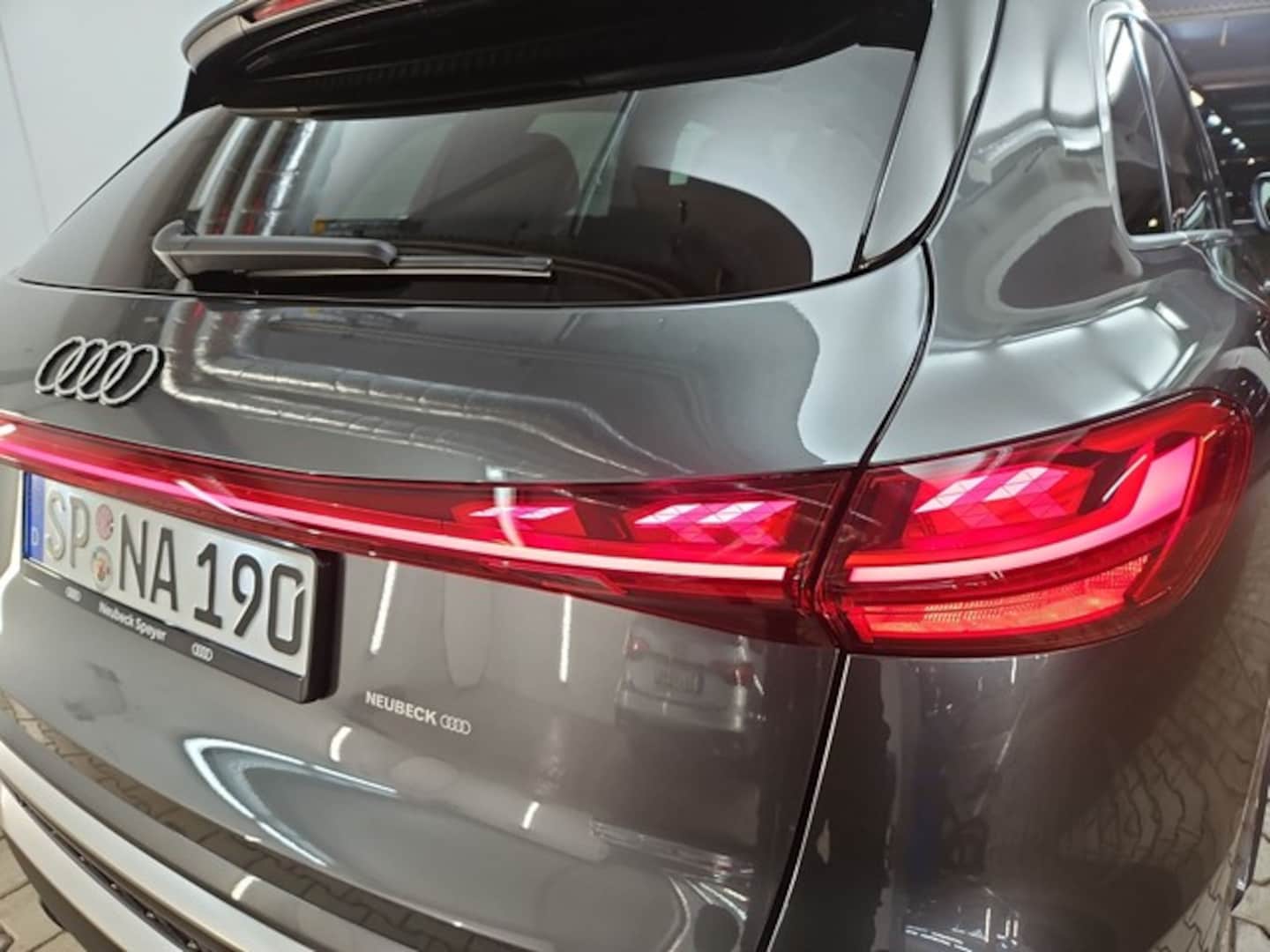 Bild über Audi SQ5 SUV TFSI 270 kW S tronic - für weitere Informationen kontaktieren Sie den Audi Partner