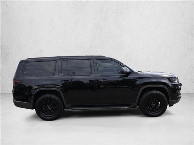 2022 Jeep Wagoneer