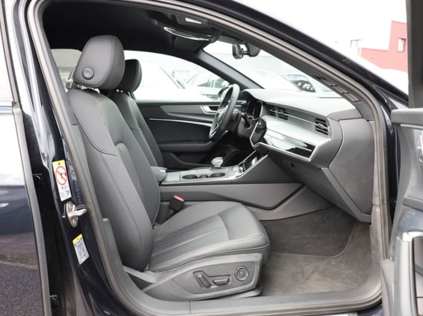 Bild über Audi A6 Avant S line 40 TDI S tronic - für weitere Informationen kontaktieren Sie den Audi Partner