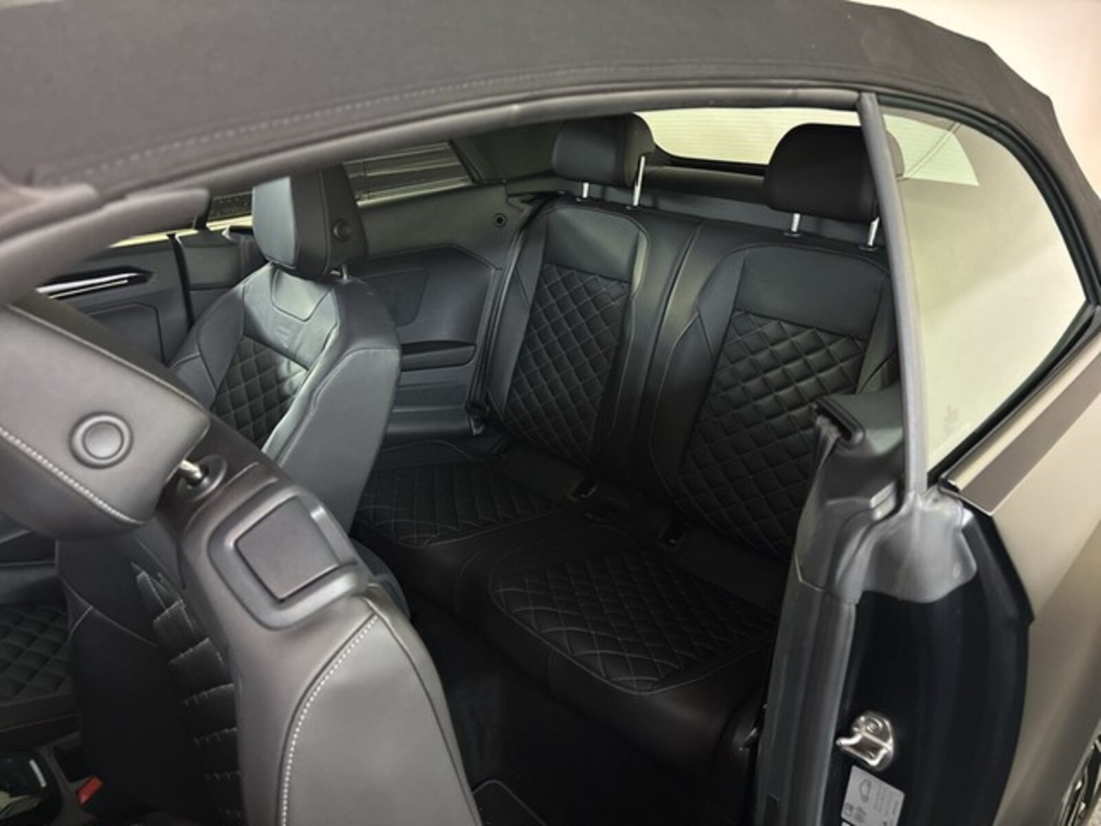 Volkswagen T-Roc Cabriolet – Bild 20