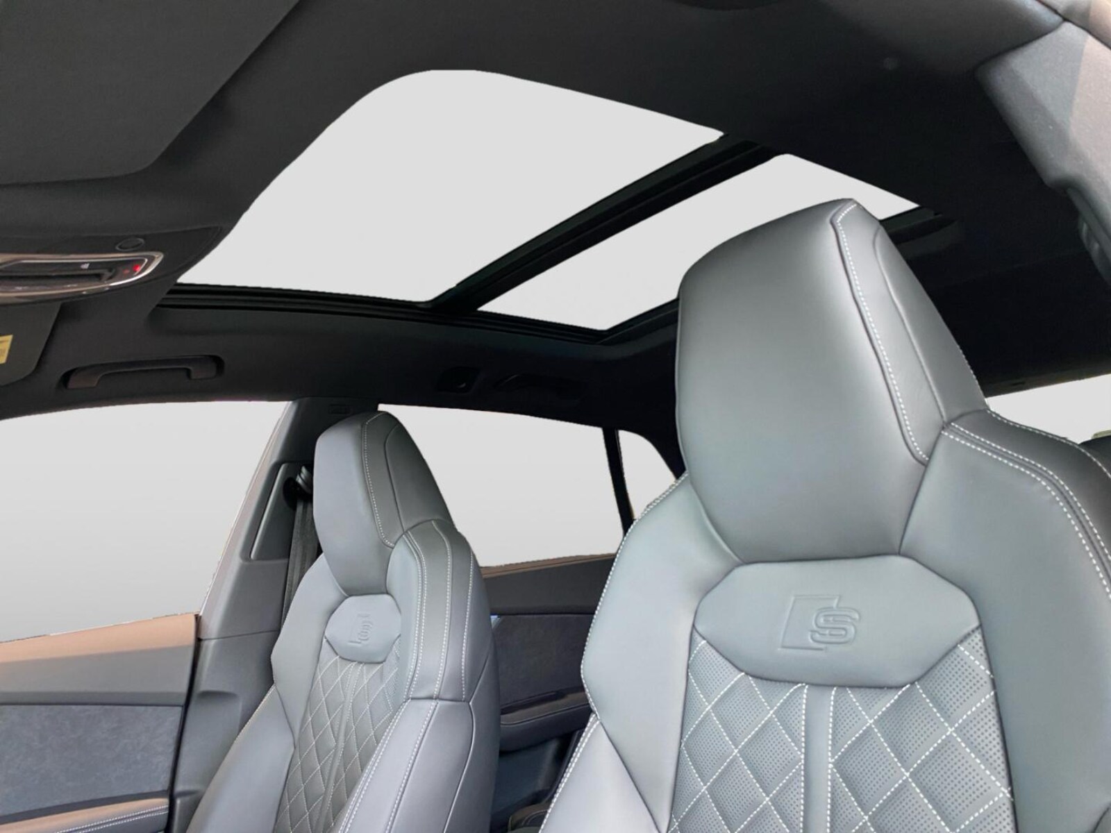 Audi Q8 – Bild 12