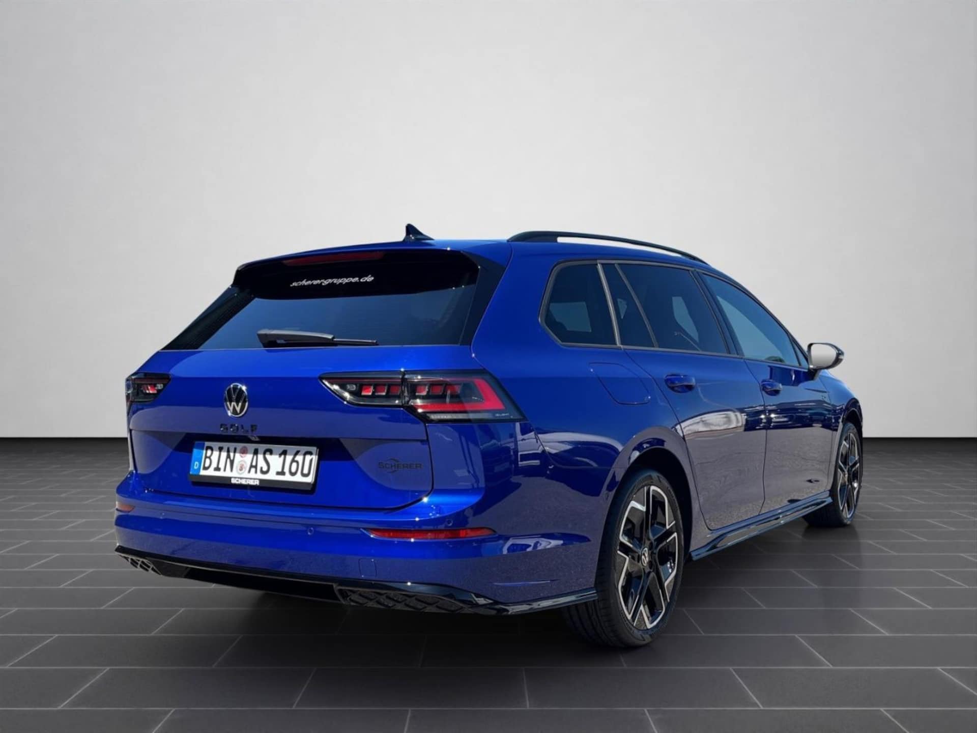 Volkswagen Golf Variant R-Line