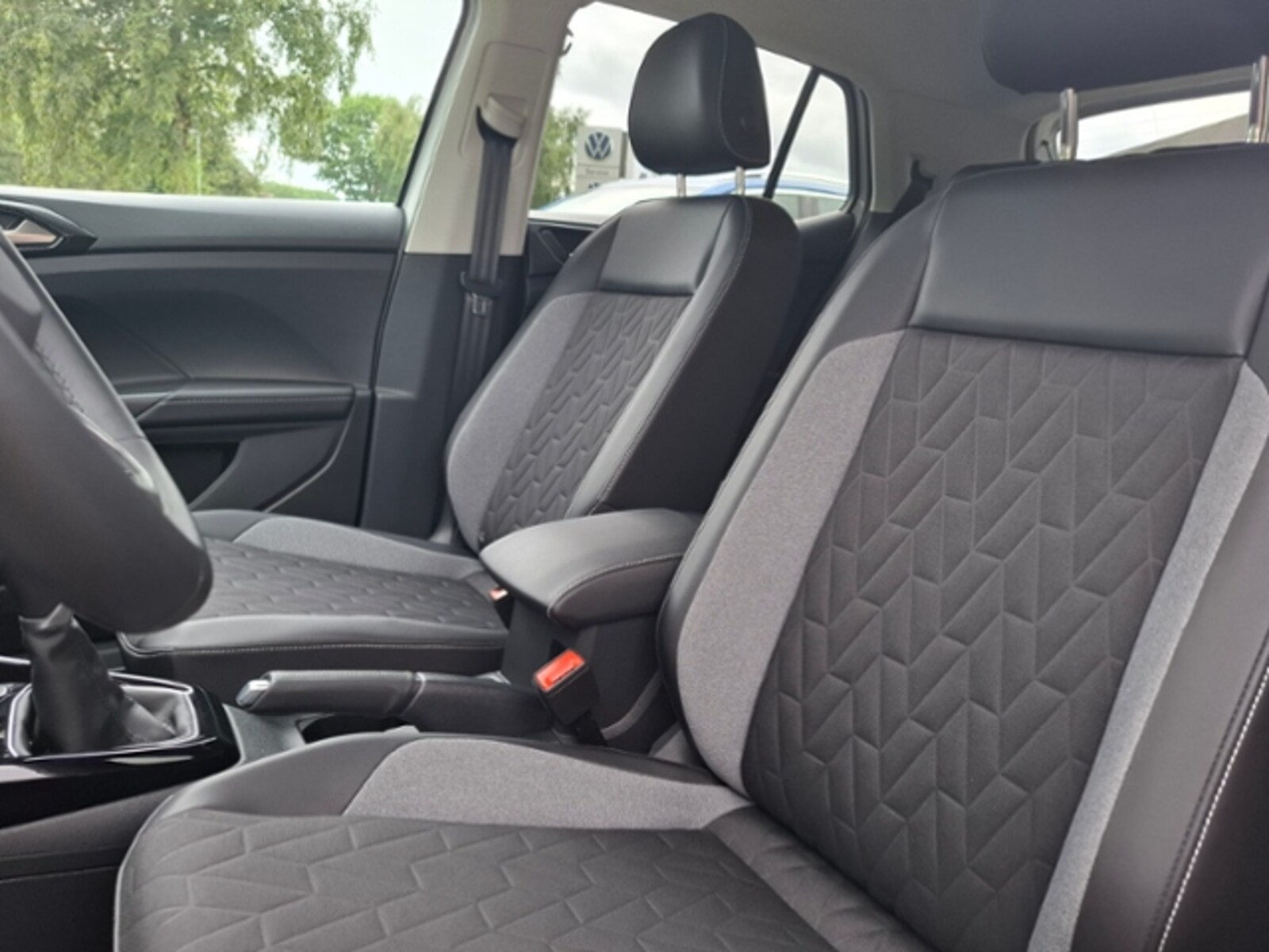 Volkswagen T-Cross – Bild 15