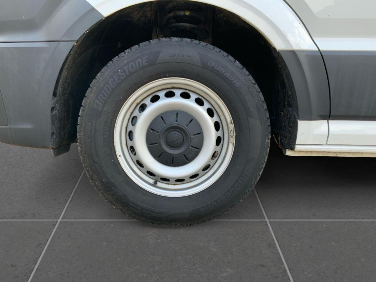 Volkswagen Crafter Doppelkabine mittlerer Radstand – Bild 9