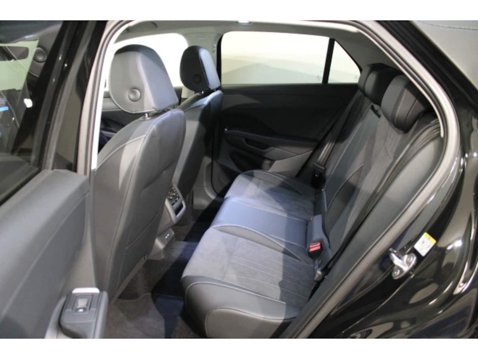 Volkswagen T-Roc – Bild 9