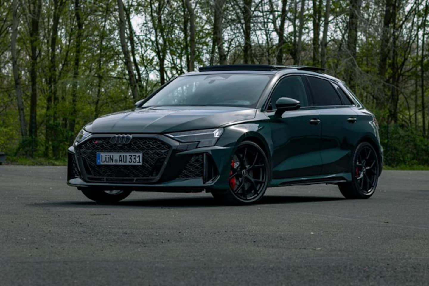 Bild über Audi RS 3 Sportback TFSI quattro 294 kW S tronic - für weitere Informationen kontaktieren Sie den Audi Partner
