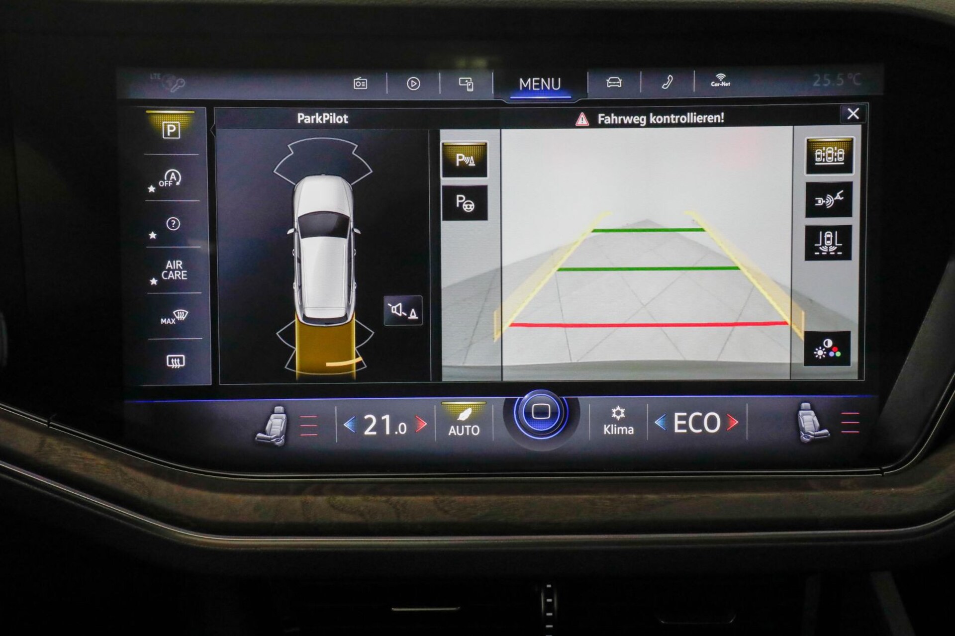Volkswagen Touareg Atmosphere
